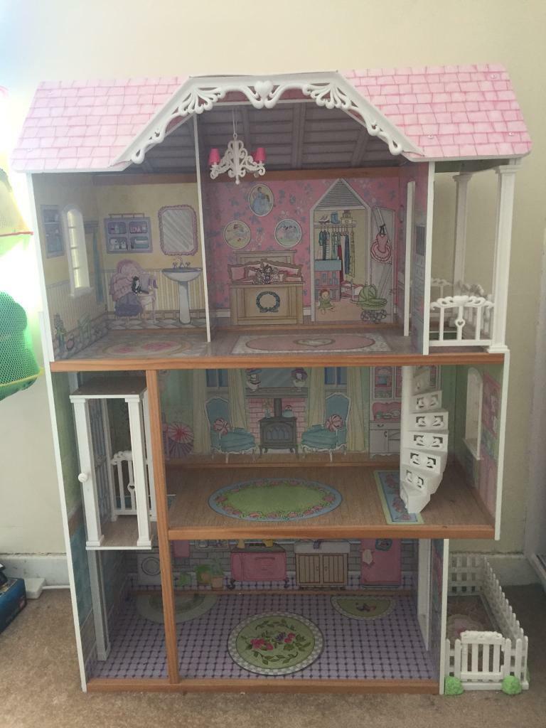 gumtree dolls house